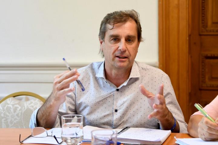 “Necesitamos más presupuesto para políticas sociales” 