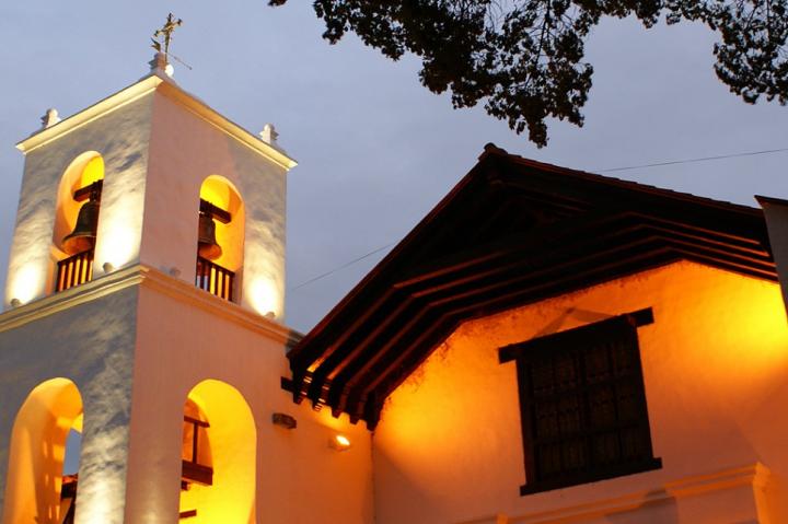  Manzana Jesuítica: realizan una visita nocturna