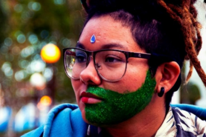 Entregan una partida de nacimiento sin género