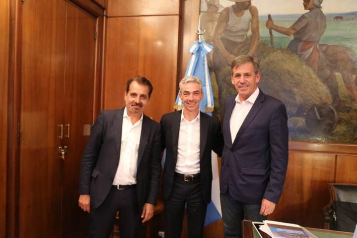 Jatón gestionó más fondos para el transporte de Santa Fe