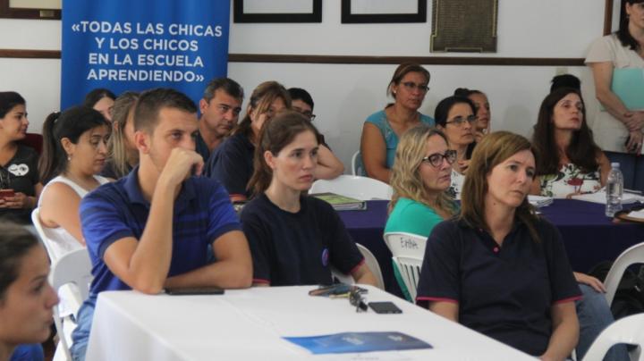 Estrategias para combatir la deserción escolar