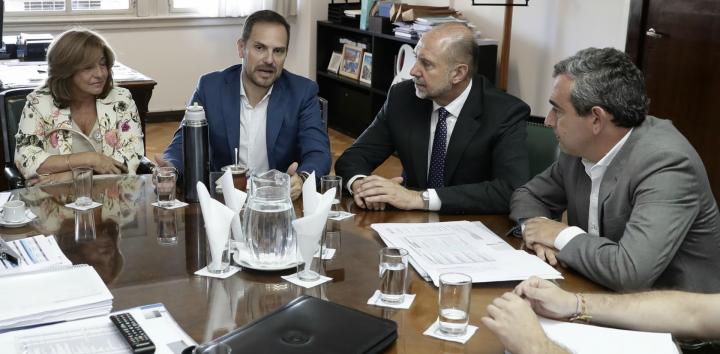 Perotti aseguró las obras del Monumento a la Bandera