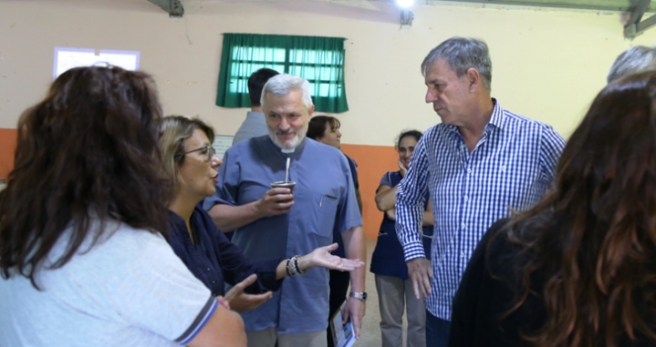 Jatón recorre Santa Fe junto a referentes barriales