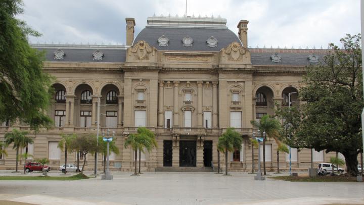 Santa Fe suspendió todas las reuniones paritarias