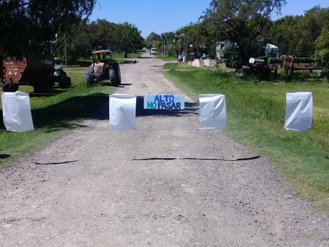 Alambraron un pueblo de Santa Fe para evitar contagios