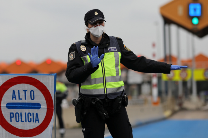 Argentina cerró todas sus fronteras