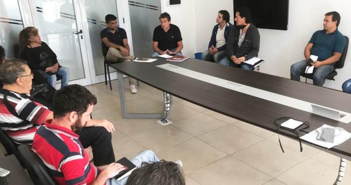 Municipio y vecinales intensifican el trabajo de ayuda en los barrios