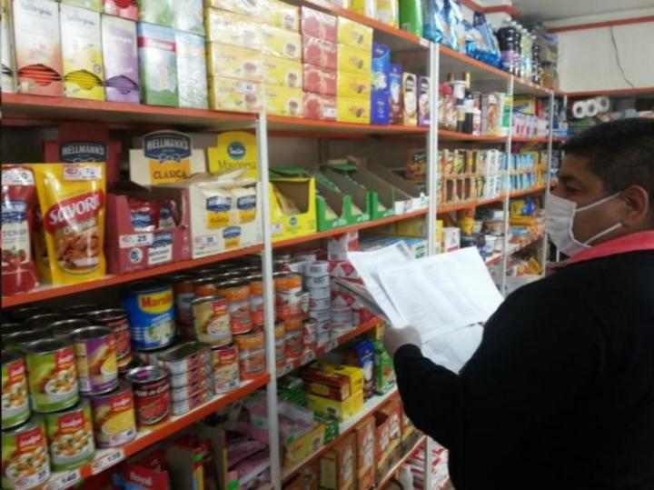 Municipios y comunas controlarán precios