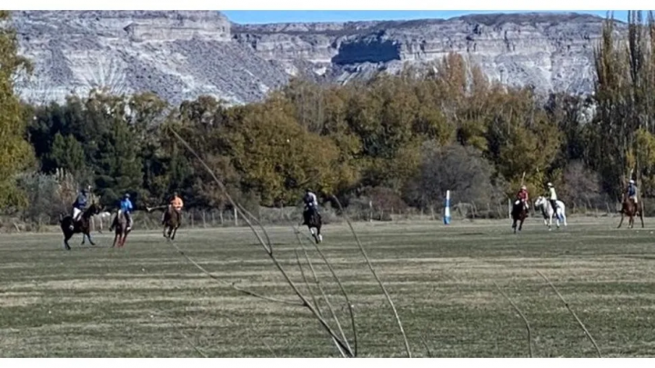 Violaron la cuarentena para jugar al polo
