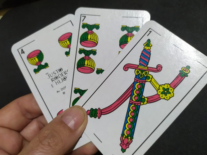 Truco clandestino: detienen a 16 invitados