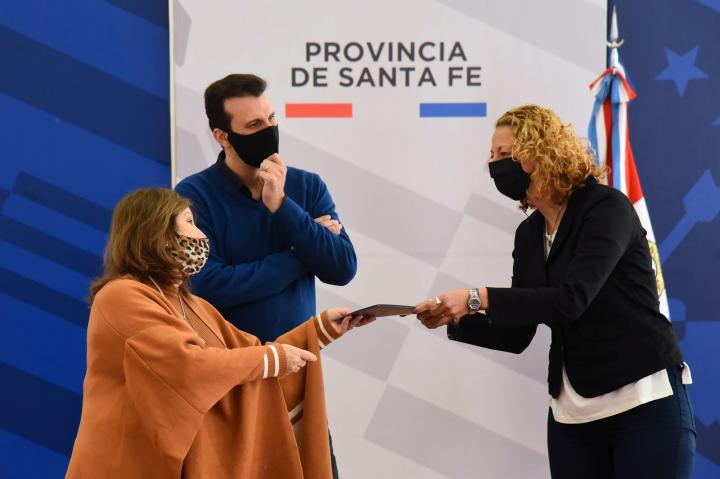 “Volver a clase”: millonarios aportes a escuelas 