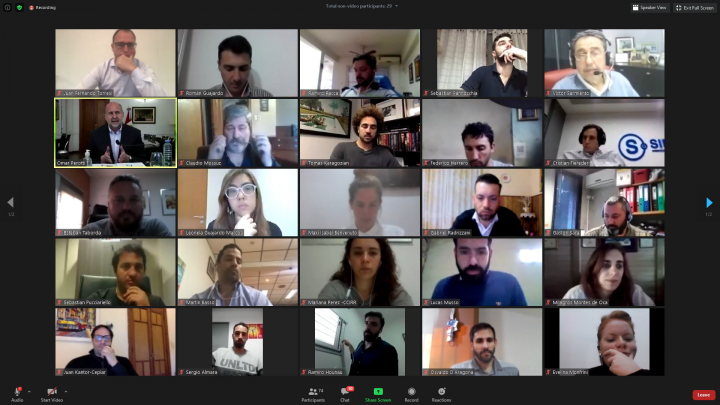 “Es el momento de insertar a los jóvenes en las industrias” 