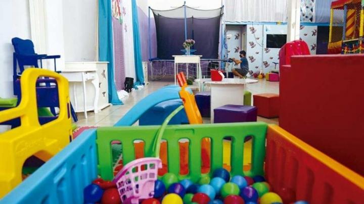 $ 195 millones de ayuda a comercios y servicios