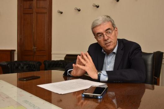 Walter Agosto dio positivo de covid