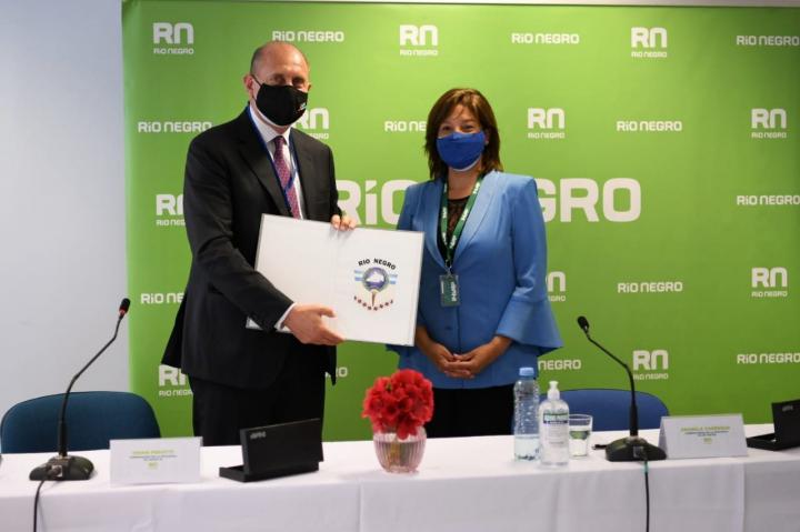 Perotti en la búsqueda de tecnología para la Policía de Santa Fe