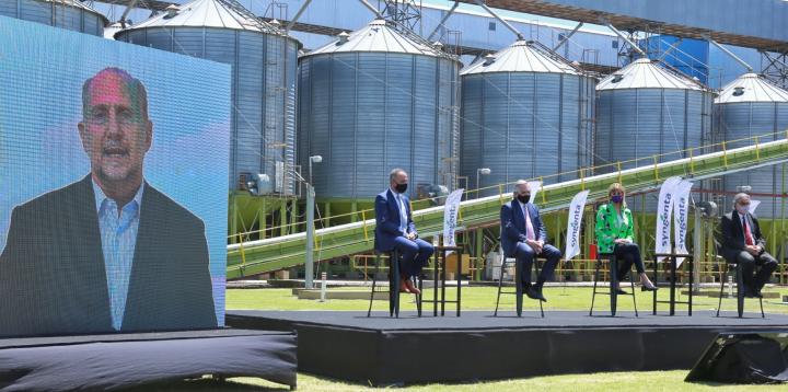 Perotti: “El desafío es poner de pie a Santa Fe” 