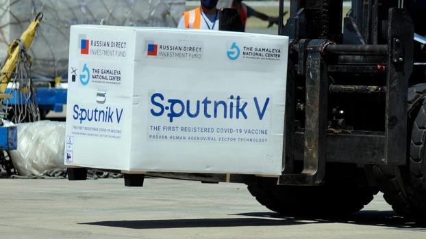Sputnik V: llegan a Santa Fe las primeras 24.100 dosis