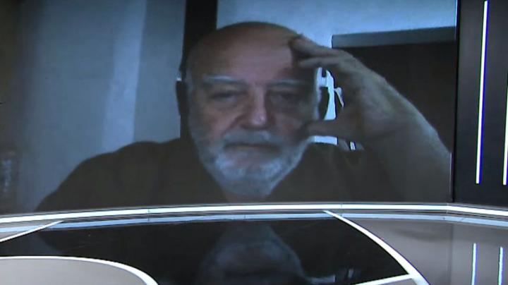  Un médico renunció por falta de conciencia social