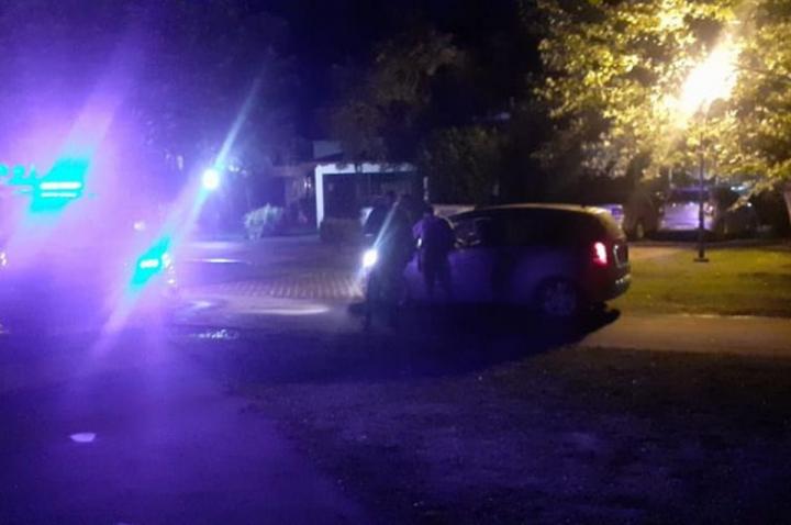 Tenía covid y fue a una fiesta con 70 personas