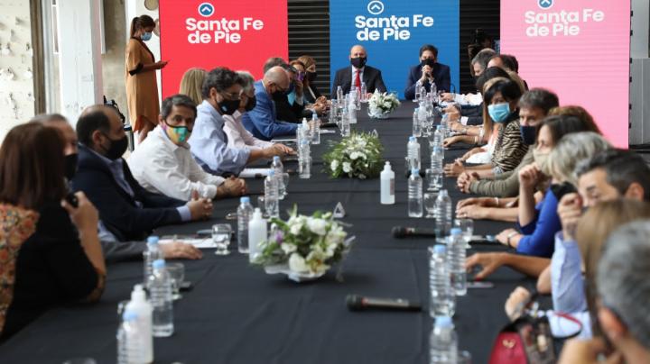 Perotti lo decidió: “Hay clases presenciales en Santa Fe” 