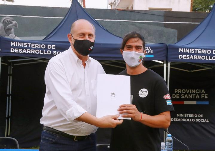 Perotti destinó $ 46 millones a clubes de Santa Fe