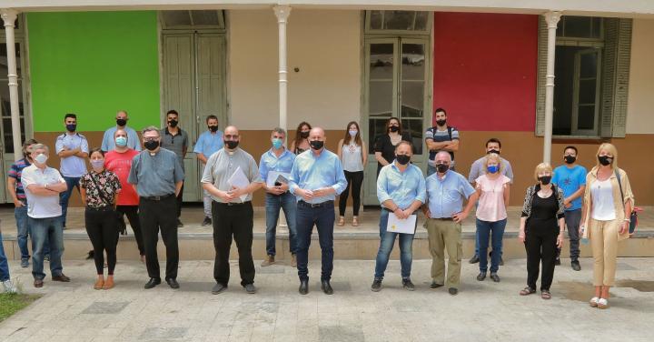 Perotti recorrió obras en la Iglesia del Buen Pastor