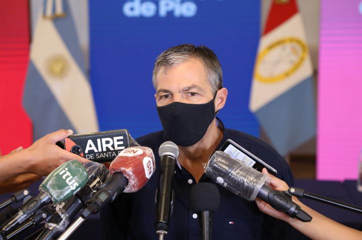 Pusineri: “El aumento a docentes no podrá estar por debajo del 30 %” 