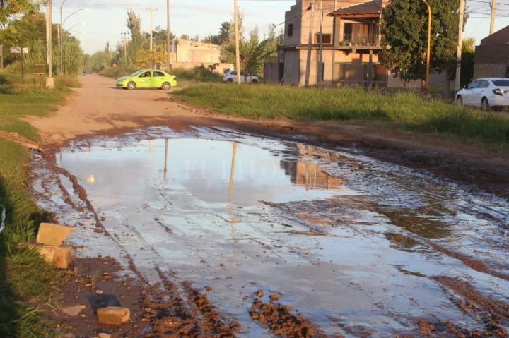 Otro barrio de Santa Fe desprotegido y abandonado