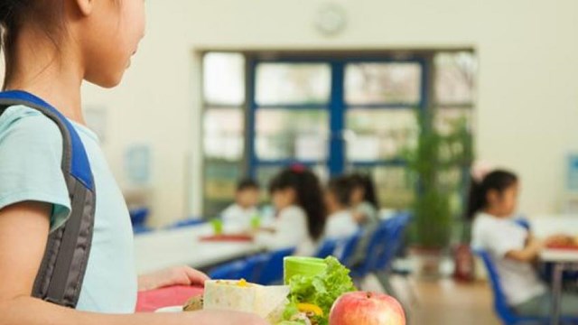Vuelven las copas de leche y las cantinas escolares