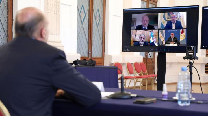 Perotti participó del remate del primer lote de soja