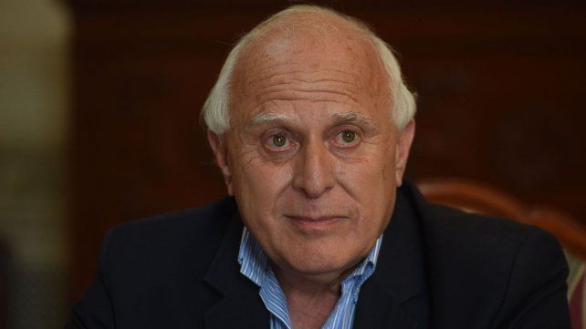 Lifschitz continúa “estable” en terapia intensiva