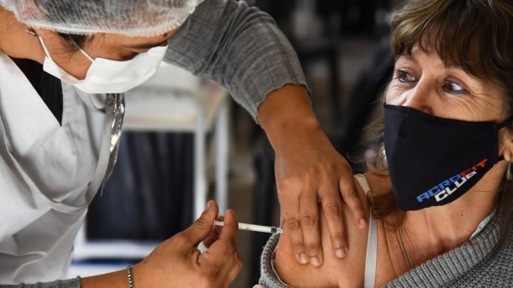 Vacuna Sputnik: llegaron otras 39.000 dosis a Santa Fe
