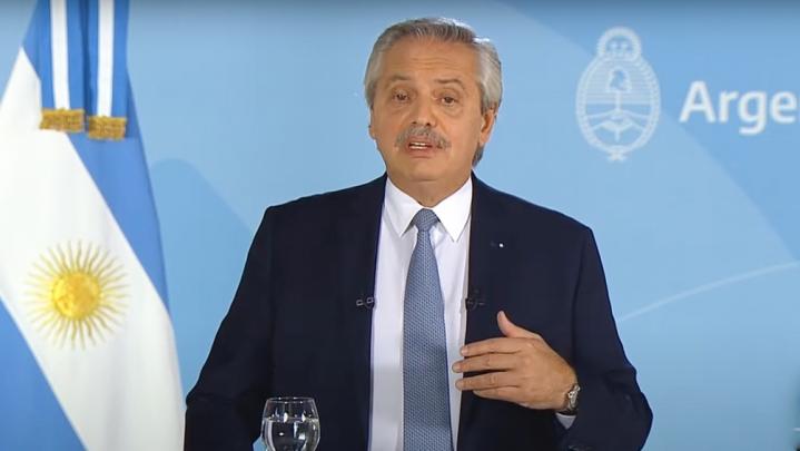 El Gobierno ordenó un confinamiento en casi todo el país 