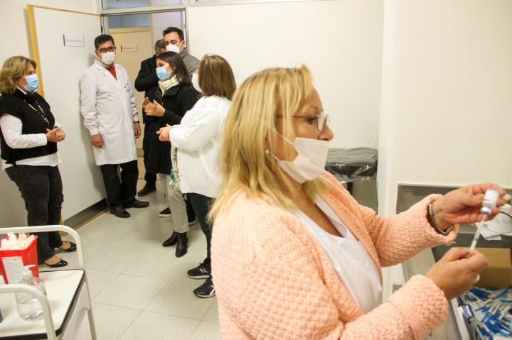 Santa Fe vacunó 214.476 personas en solo una semana