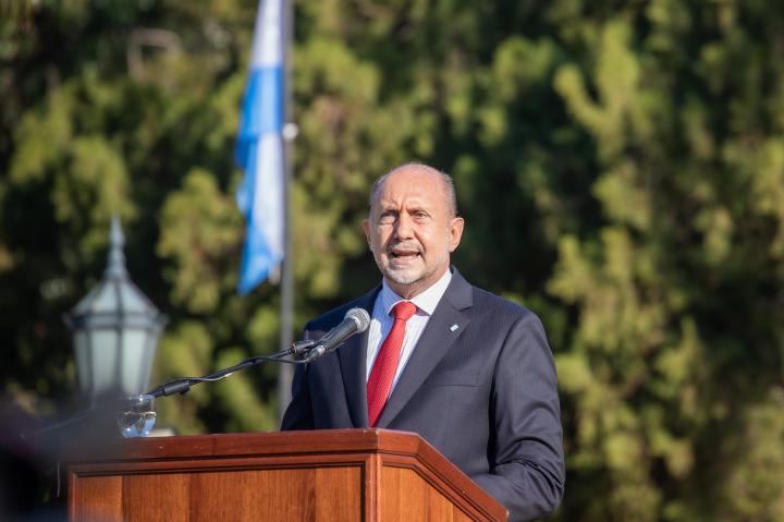 Perotti encabezó el acto por el Día de la Independencia