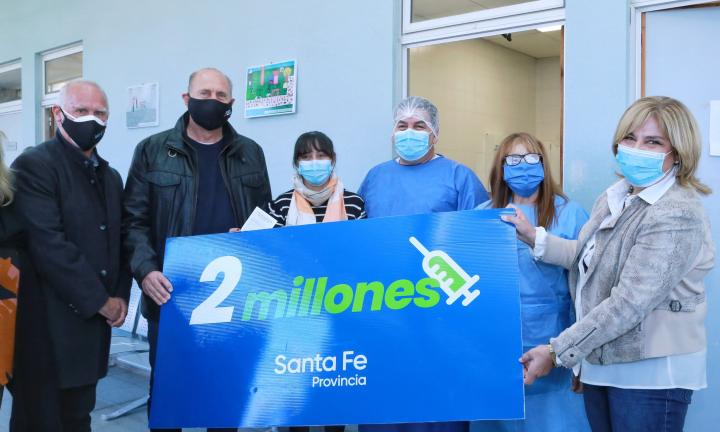 Dos millones de santafesinos ya fueron vacunados