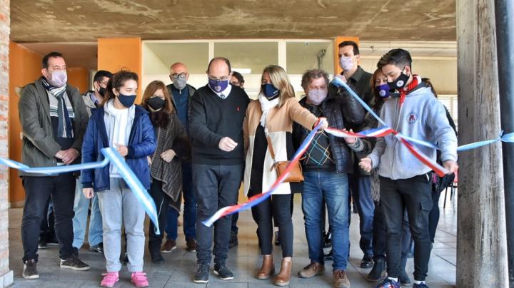 Santa Fe inauguró dos nuevos edificios escolares