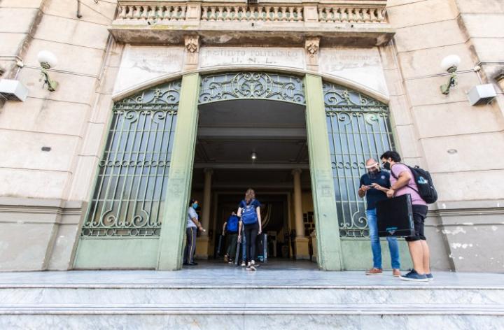 Habrá tres fechas para el fin de las clases en Santa Fe