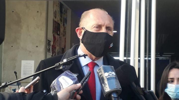 Perotti a los docentes: “Es la última oferta”