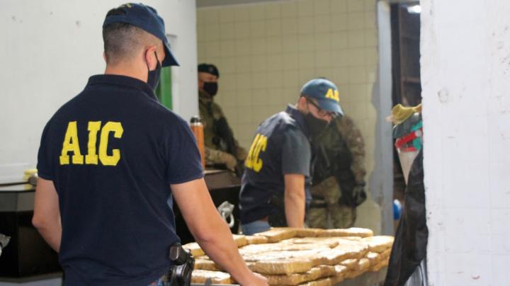 Quemaron más de 1 tonelada de marihuana y cocaína