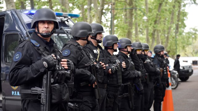 Más efectivos federales llegan a la ciudad de Santa Fe