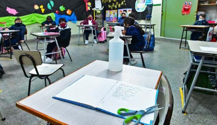 Los docentes de Santa Fe aceptaron la propuesta salarial