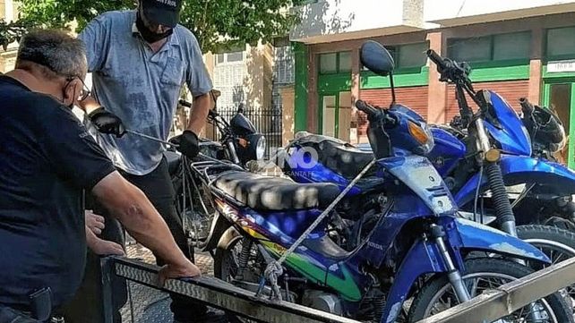 Motos sin patente, una postal de la ciudad de Santa Fe