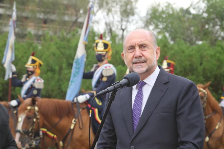 Perotti anunció la puesta en valor de la Parroquia del Convento San Carlos 