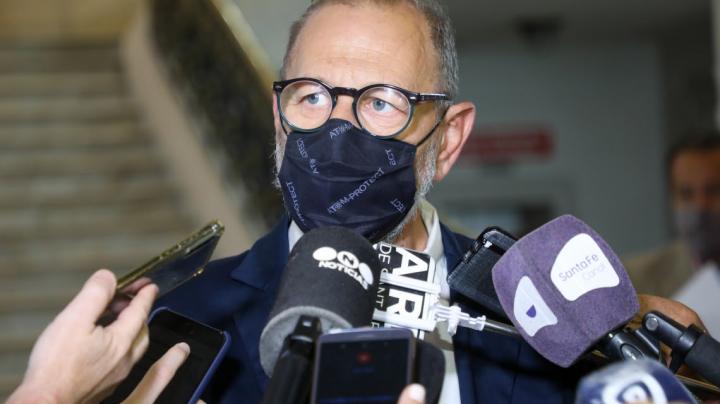 Corach: “Las paritarias arrancan sin presupuesto”