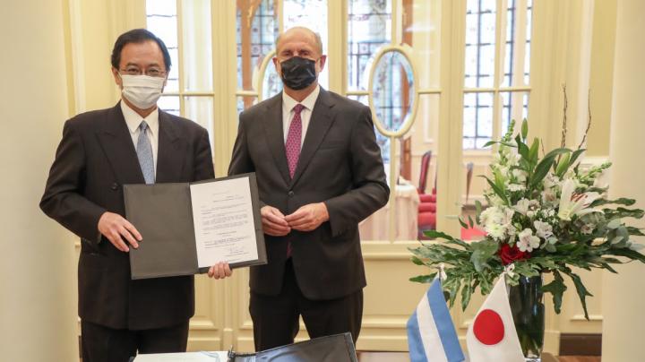 Perotti se reunió con el embajador de Japón