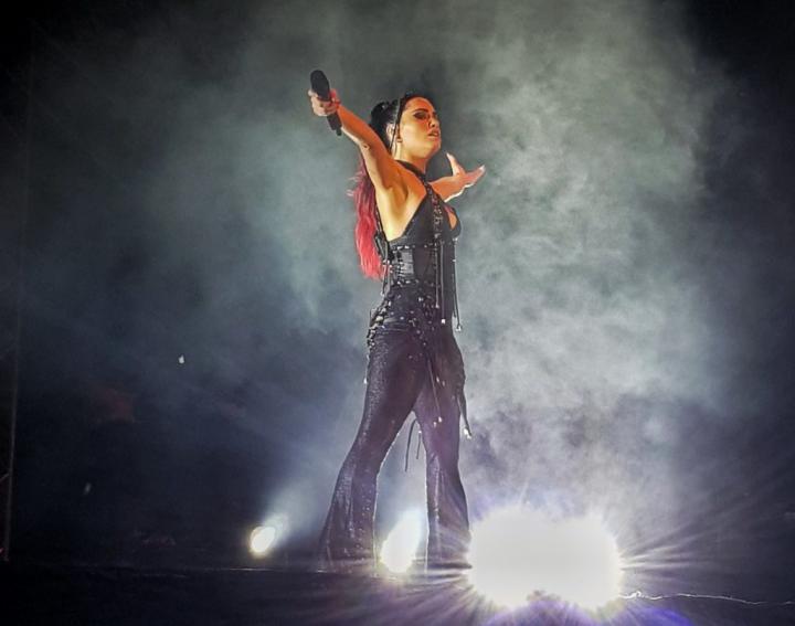 Lali Espósito hizo vibrar a Santa Fe