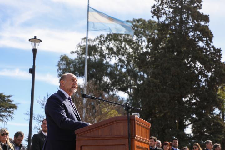 El gobernador de Santa Fe pidió “no generar más divisiones”