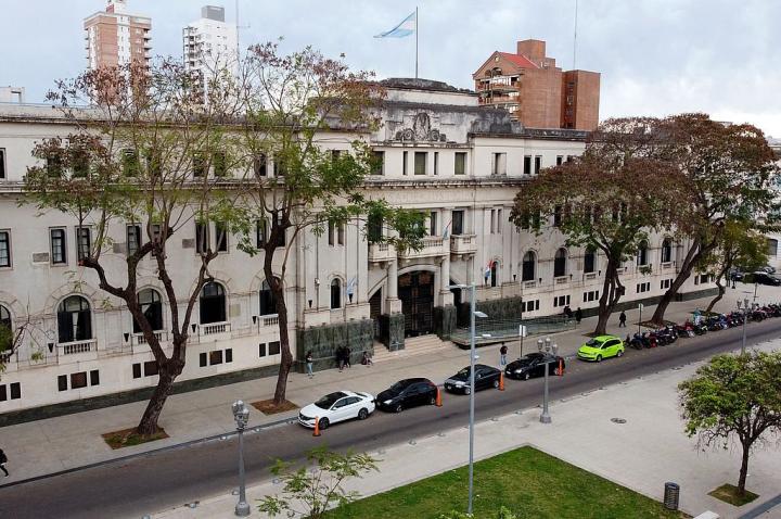  Llaman a concurso para renovar cargos judiciales 