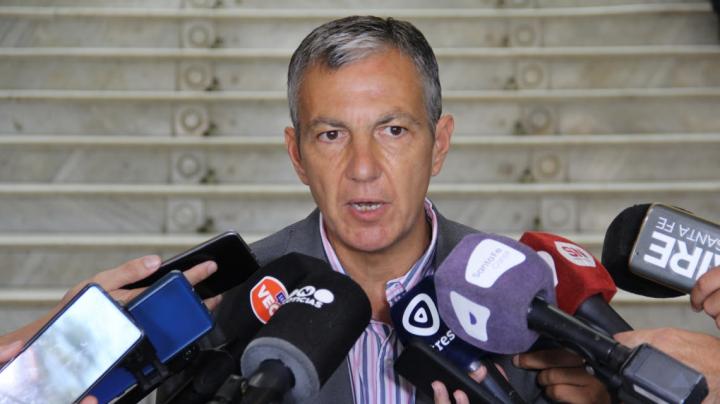 El gobierno firme: descuento de los días de paro y sin aumento